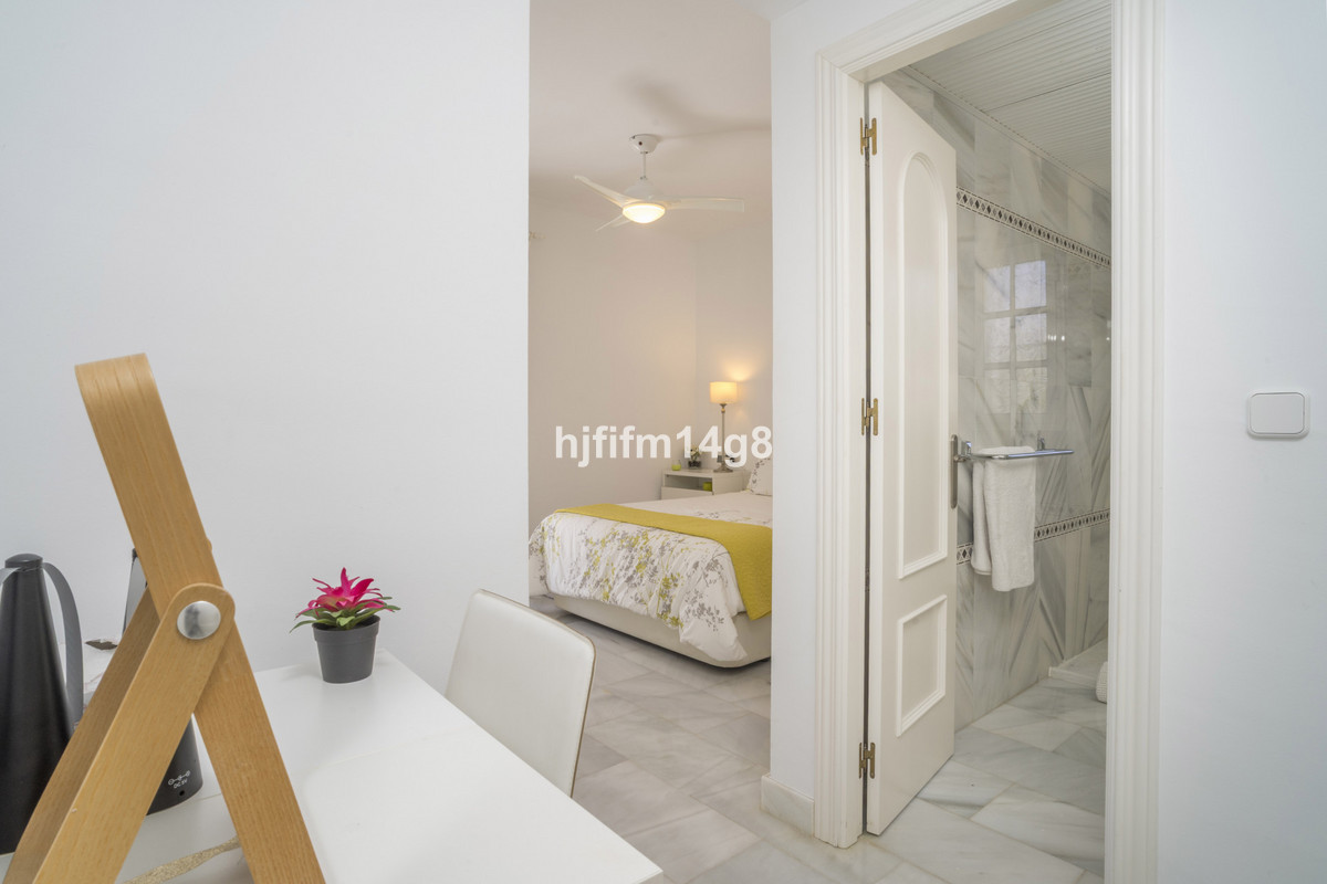 House te koop in Nueva Andalucía | 4 slaapkamers H5073460