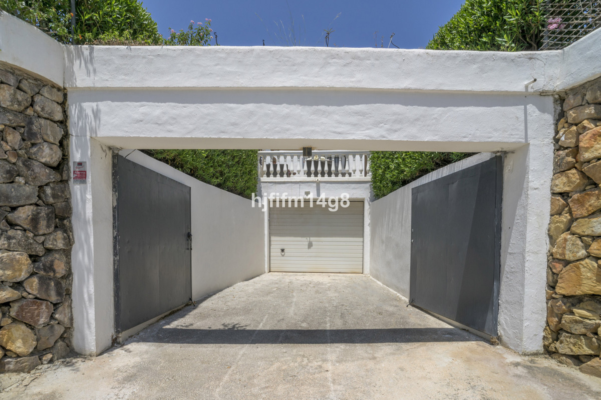 House te koop in Nueva Andalucía | 4 slaapkamers H5073460