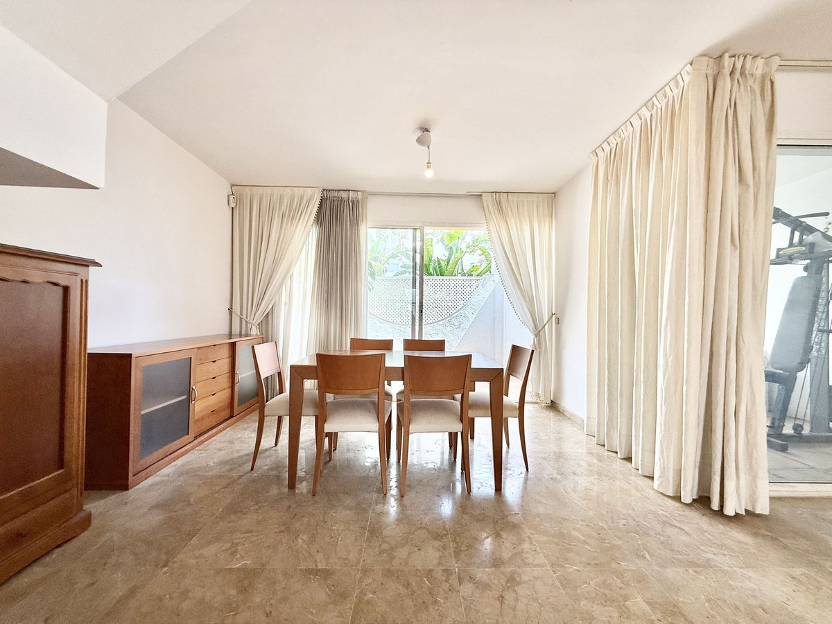 House te koop in Nueva Andalucía | 3 slaapkamers H5074087