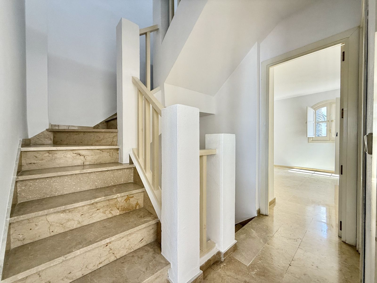 House te koop in Nueva Andalucía | 3 slaapkamers H5074087
