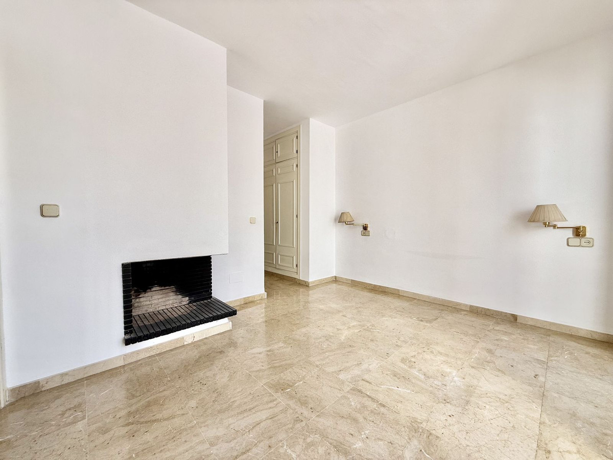 House te koop in Nueva Andalucía | 3 slaapkamers H5074087