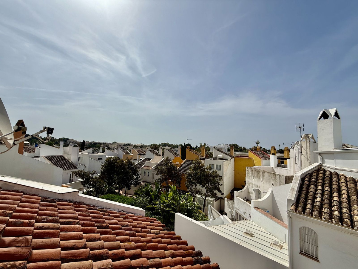 House te koop in Nueva Andalucía | 3 slaapkamers H5074087