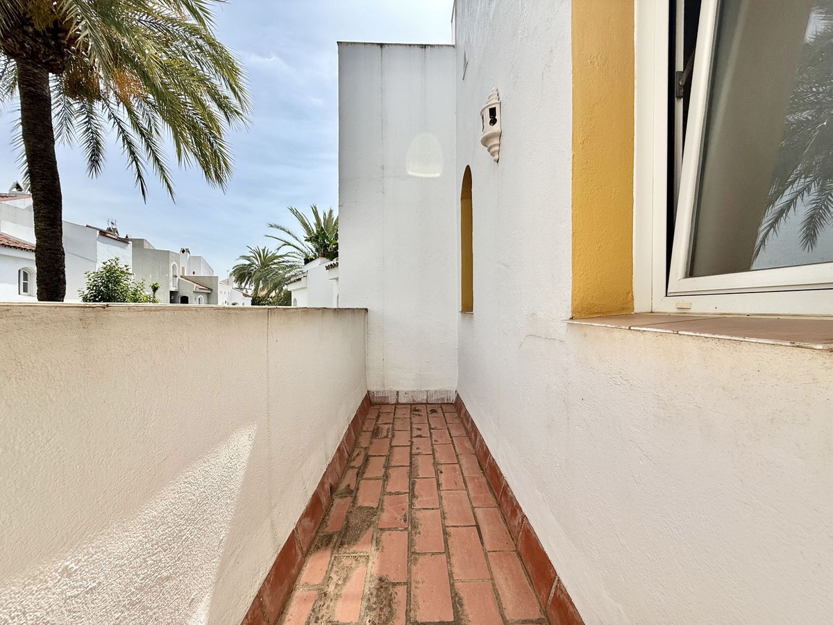 House te koop in Nueva Andalucía | 3 slaapkamers H5074087