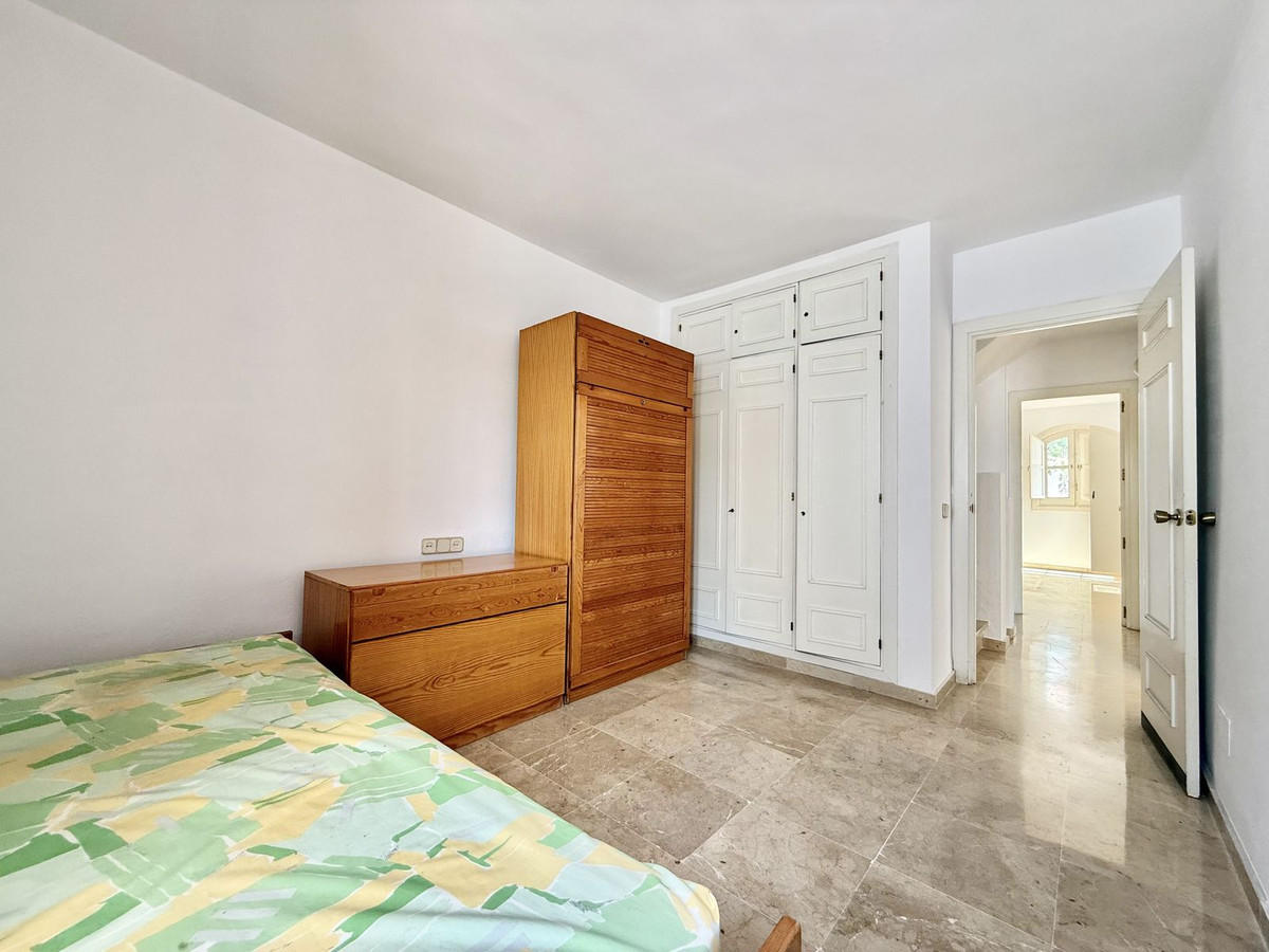 House te koop in Nueva Andalucía | 3 slaapkamers H5074087