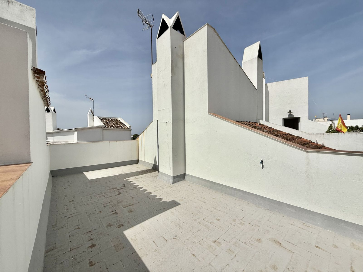 House te koop in Nueva Andalucía | 3 slaapkamers H5074087