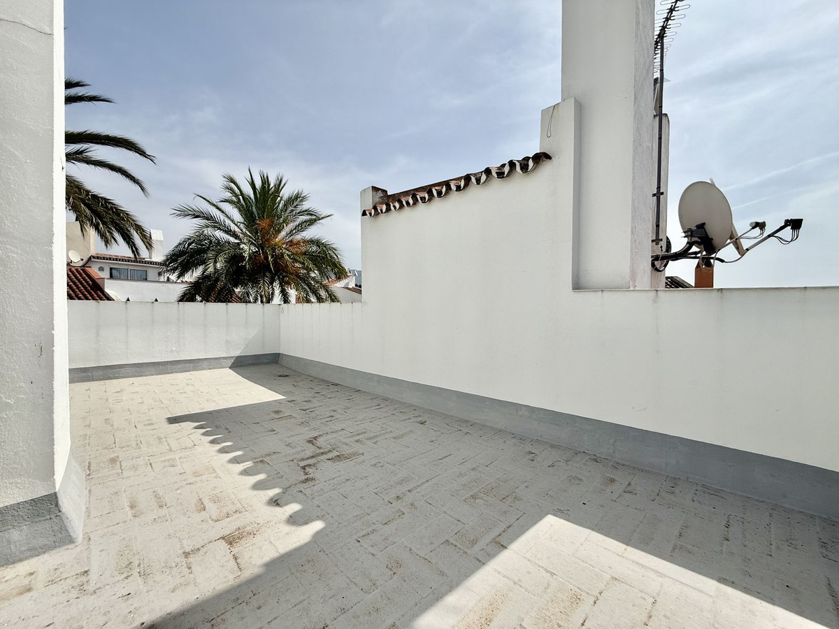 House te koop in Nueva Andalucía | 3 slaapkamers H5074087
