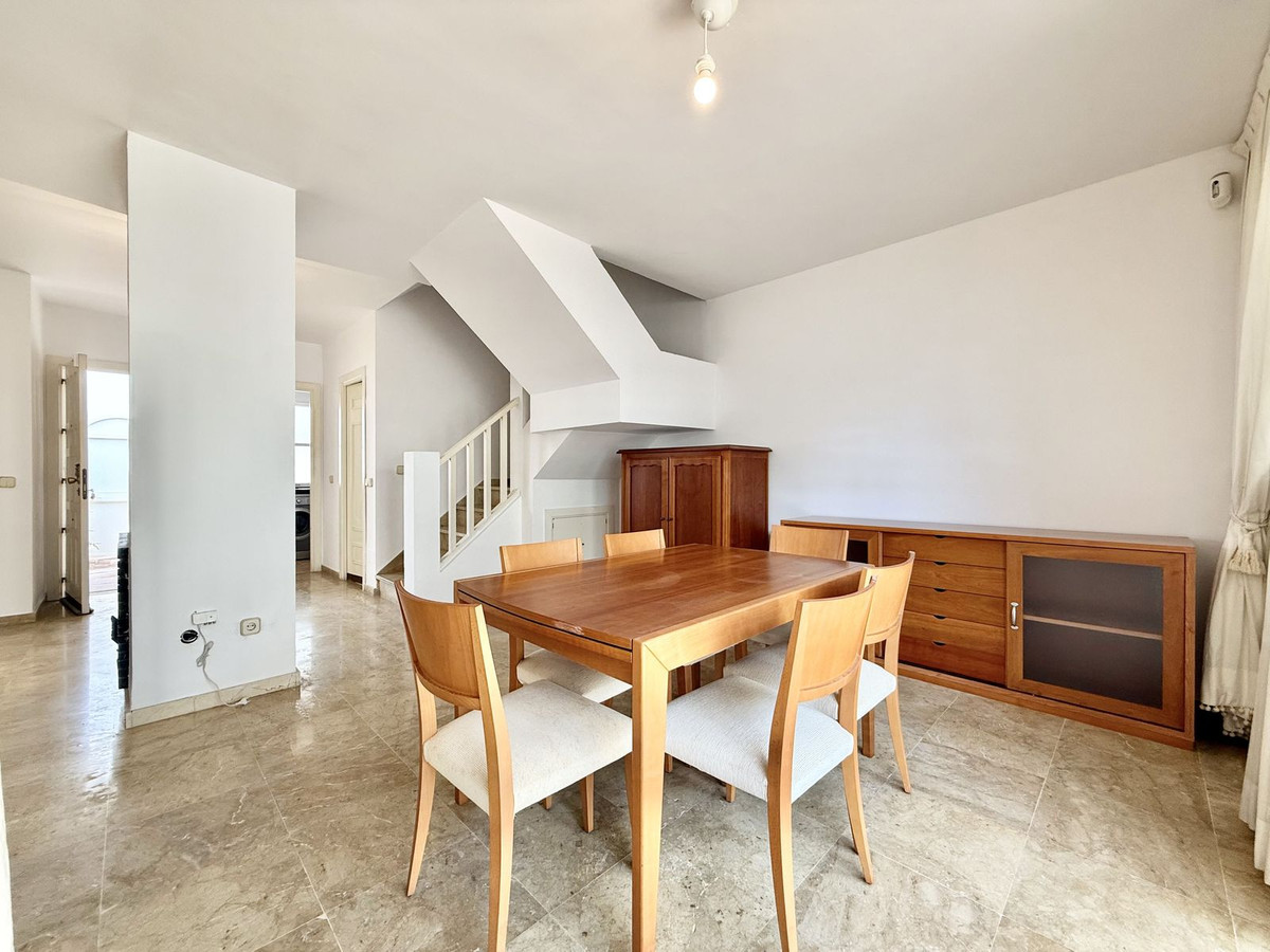 House te koop in Nueva Andalucía | 3 slaapkamers H5074087