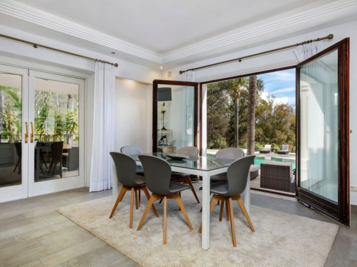 Huis te koop in Nueva Andalucía | 6 slaapkamers H5075314