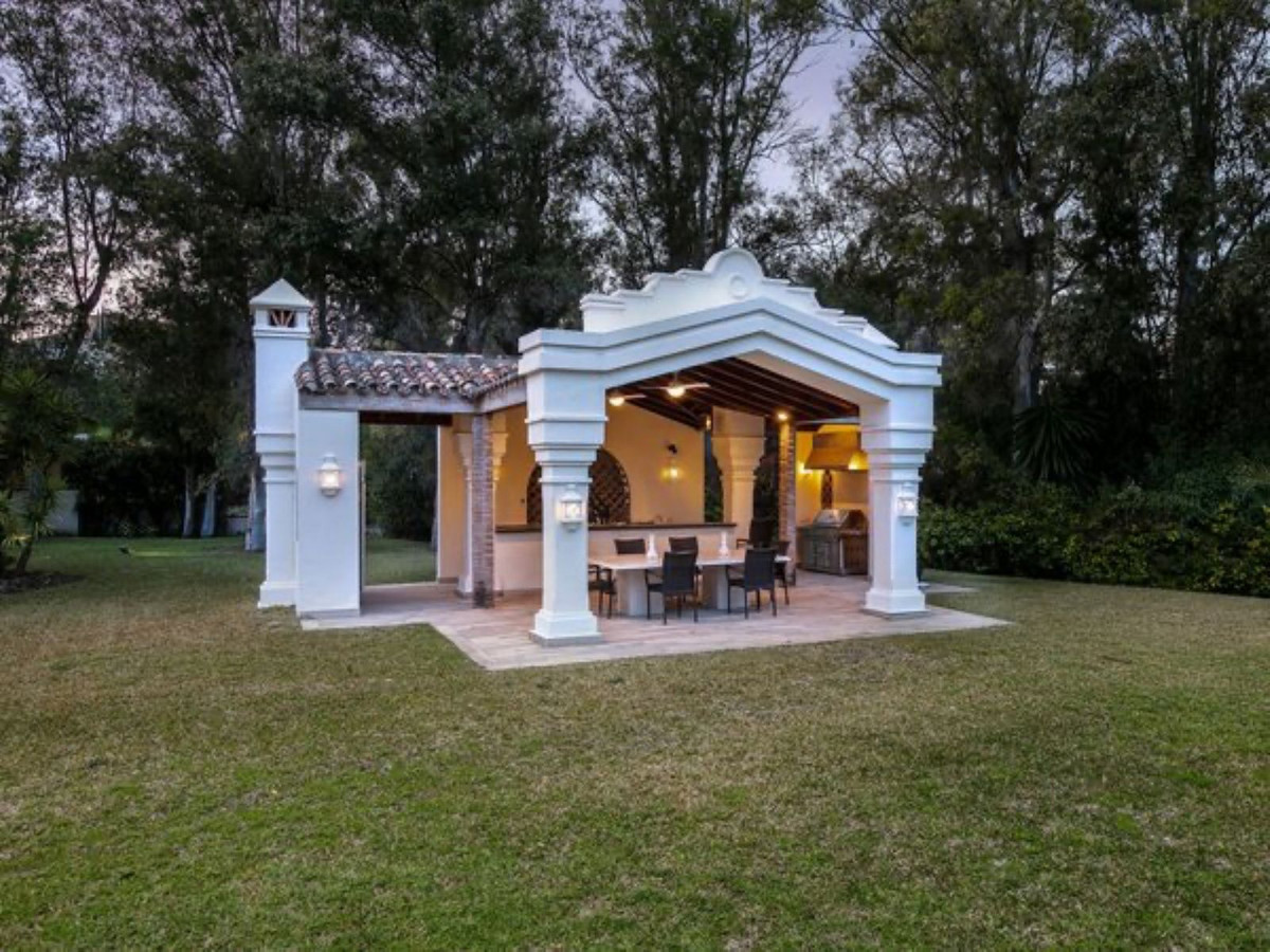 Huis te koop in Nueva Andalucía | 6 slaapkamers H5075314