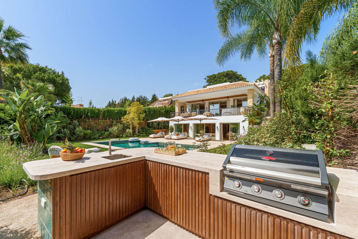 Huis te koop in Nueva Andalucía | 5 slaapkamers H5076499