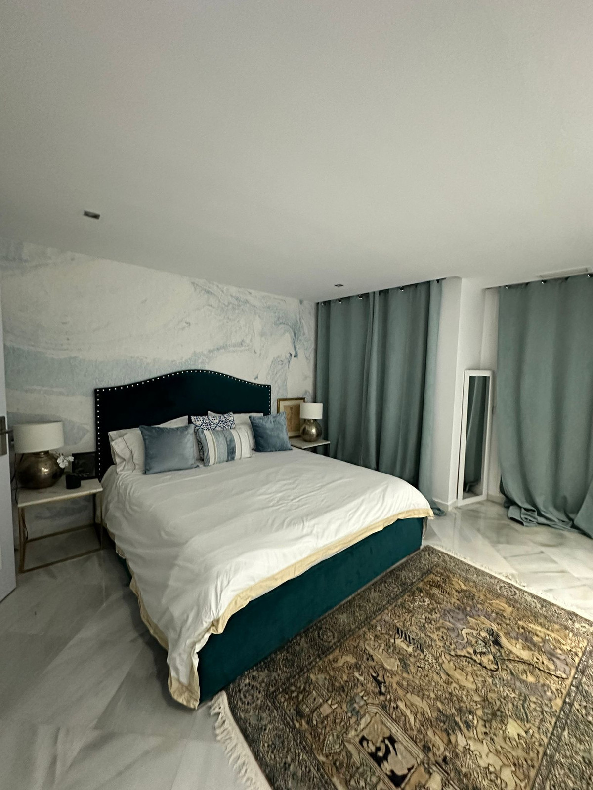 Geschakelde Woning te koop in Aloha | 4 slaapkamers H5077666