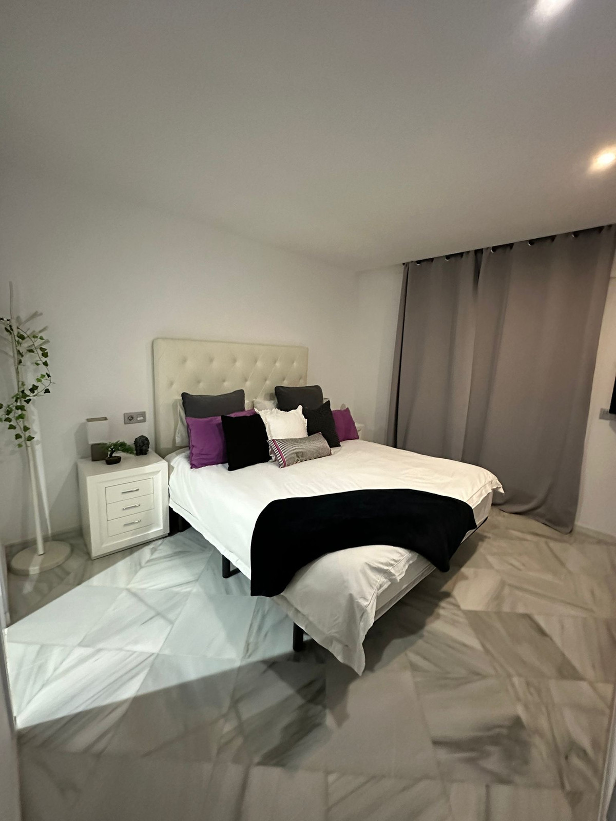 Geschakelde Woning te koop in Aloha | 4 slaapkamers H5077666