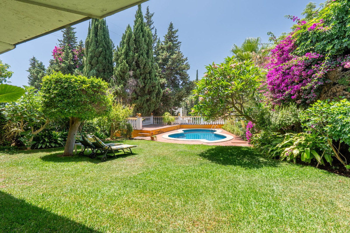 Huis te koop in Nueva Andalucía | 6 slaapkamers H5077951
