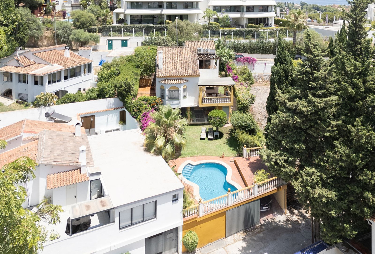 Huis te koop in Nueva Andalucía | 6 slaapkamers H5077951