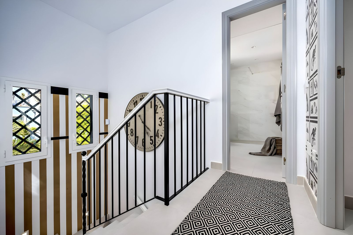 Huis te koop in Nueva Andalucía | 4 slaapkamers H5079052