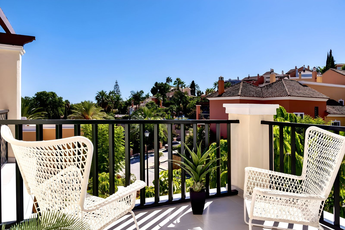 Huis te koop in Nueva Andalucía | 4 slaapkamers H5079052