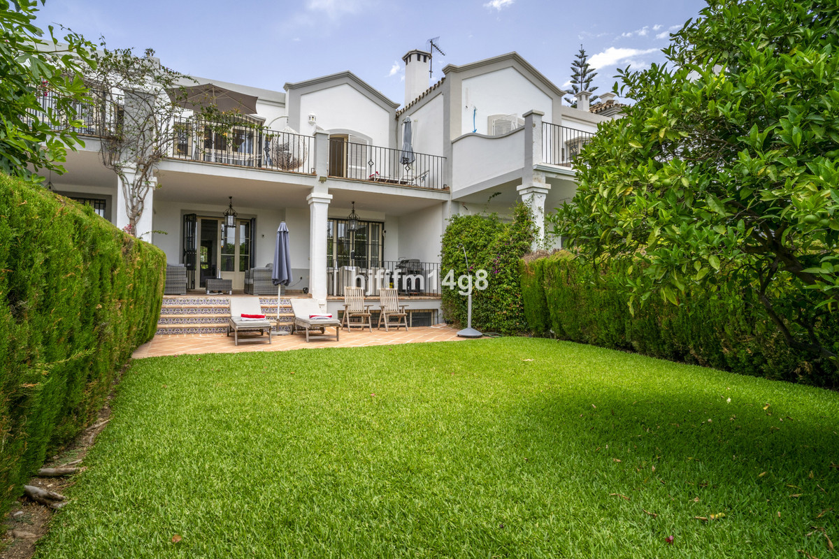 Huis te koop in Nueva Andalucía | 3 slaapkamers H5080336