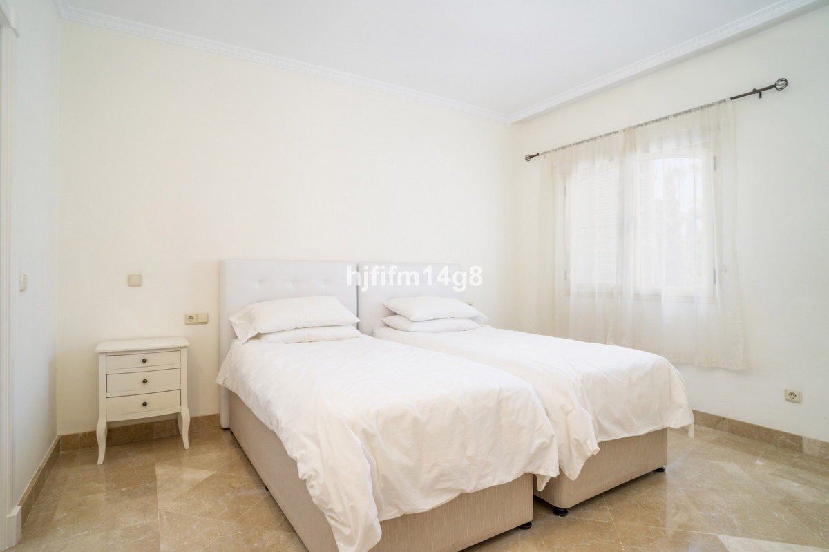 Huis te koop in Nueva Andalucía | 3 slaapkamers H5080336