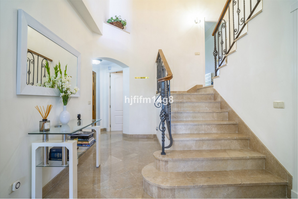 Huis te koop in Nueva Andalucía | 3 slaapkamers H5080336
