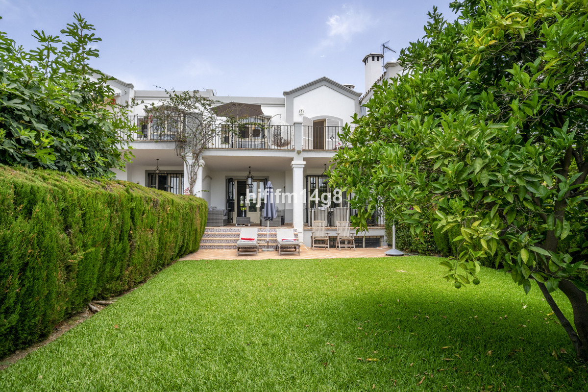 Huis te koop in Nueva Andalucía | 3 slaapkamers H5080336