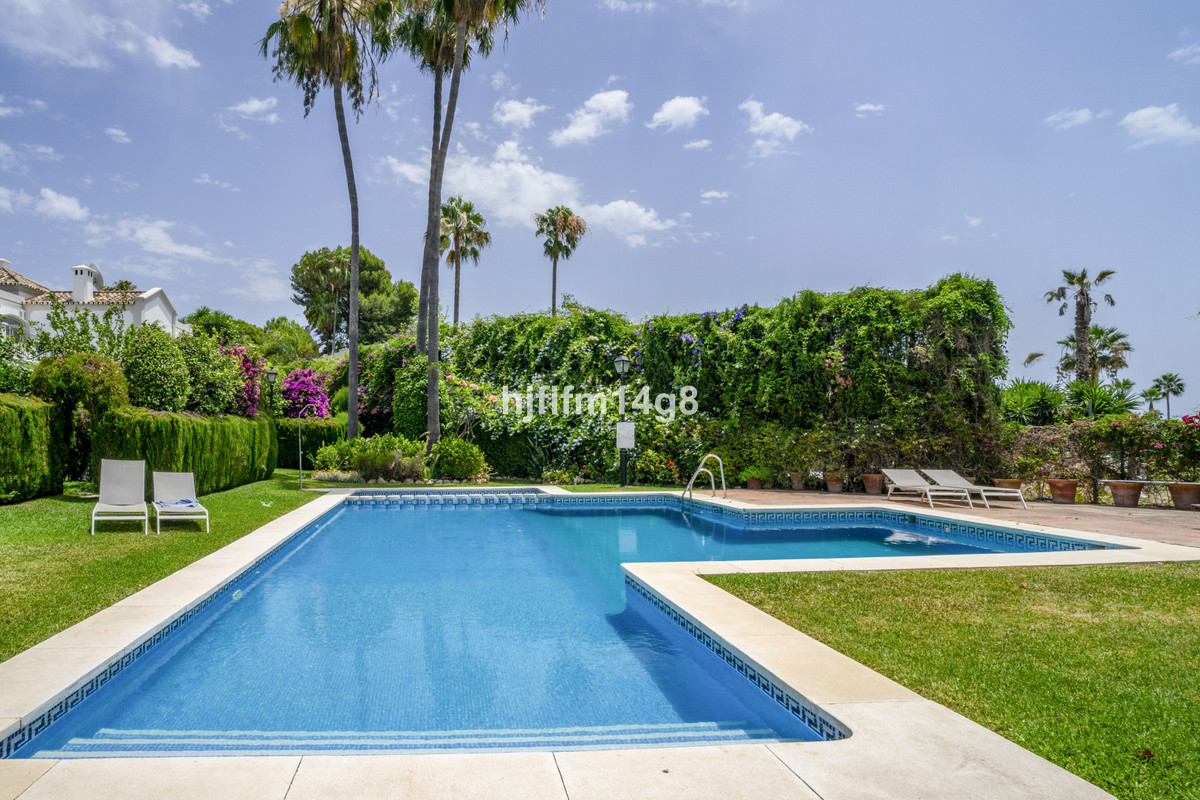 Huis te koop in Nueva Andalucía | 3 slaapkamers H5080336
