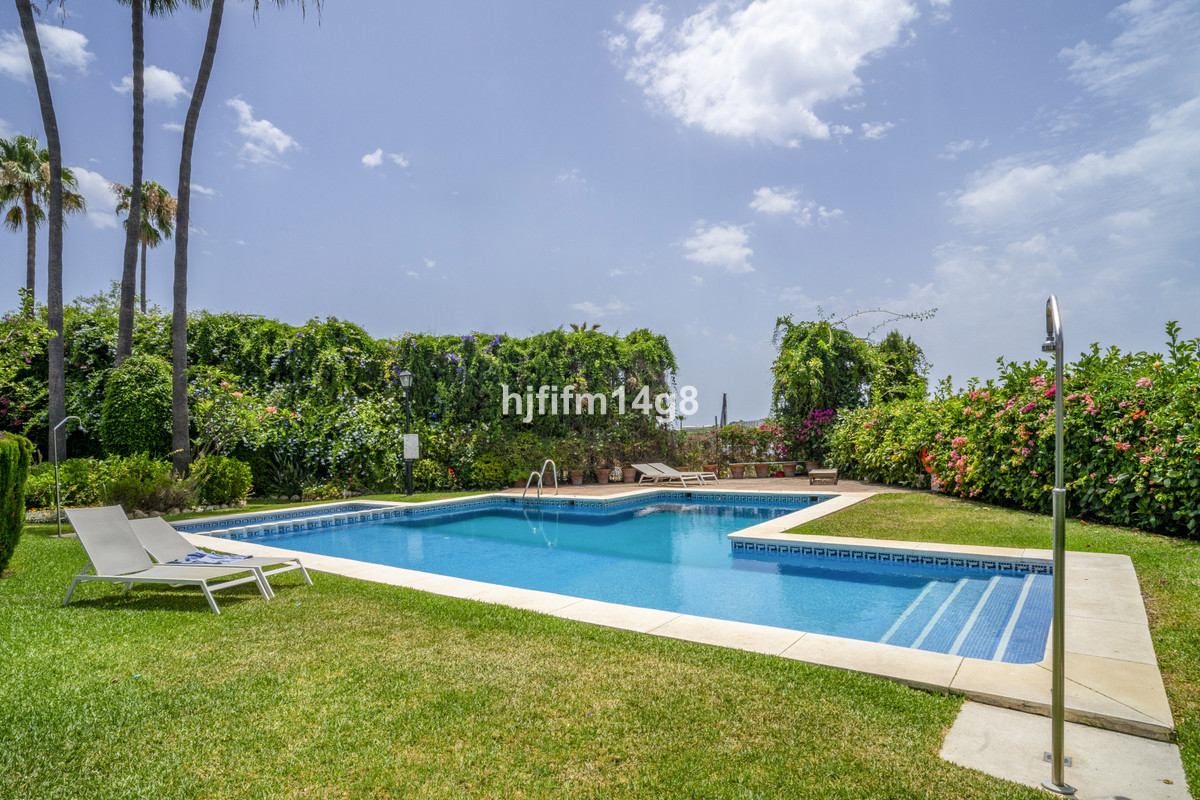 Huis te koop in Nueva Andalucía | 3 slaapkamers H5080336