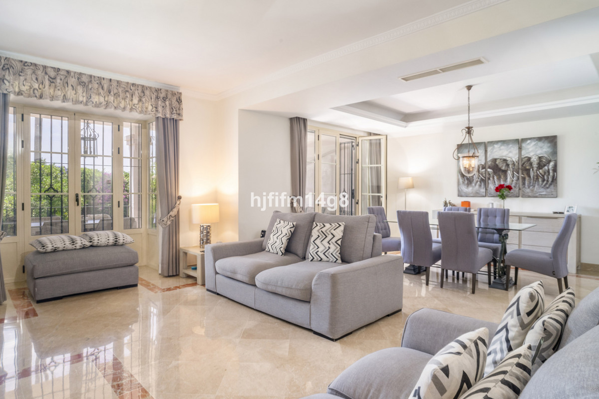 Huis te koop in Nueva Andalucía | 3 slaapkamers H5080336