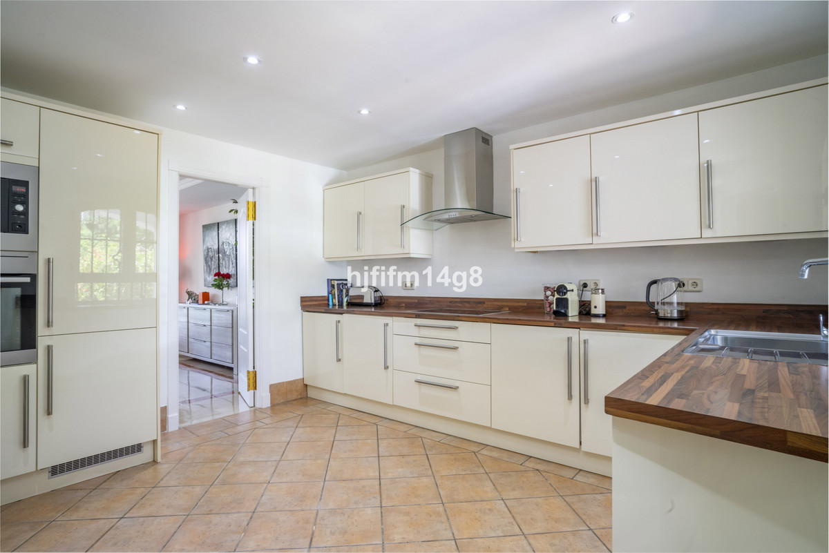 Huis te koop in Nueva Andalucía | 3 slaapkamers H5080336