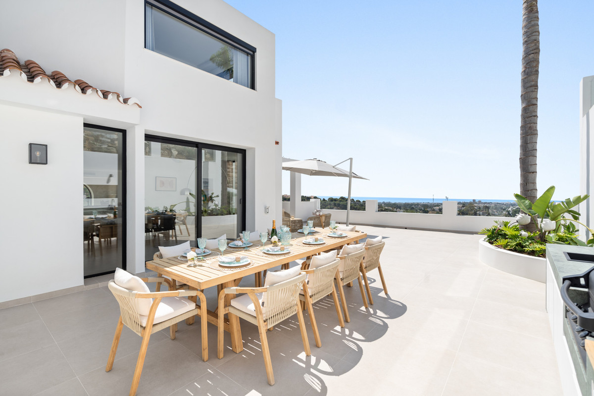 Huis te koop in Nueva Andalucía | 5 slaapkamers H5105161