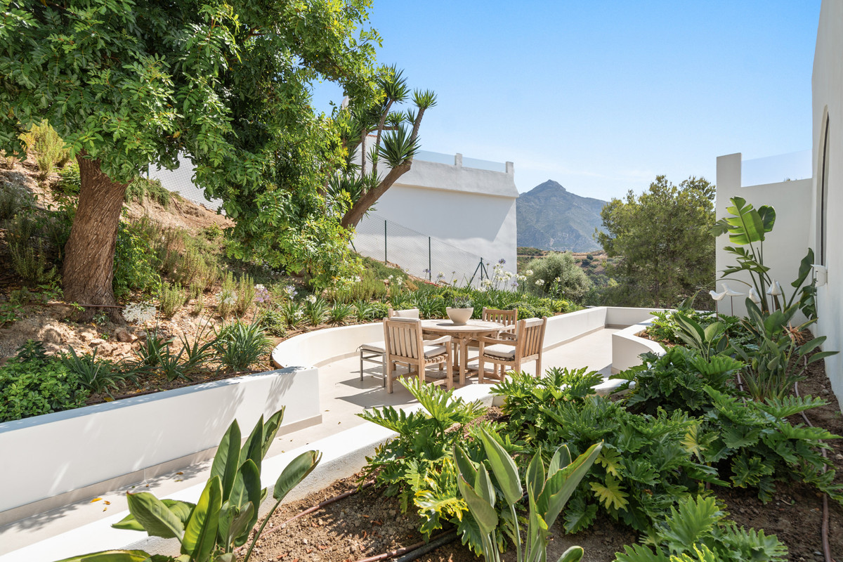 Huis te koop in Nueva Andalucía | 5 slaapkamers H5105161