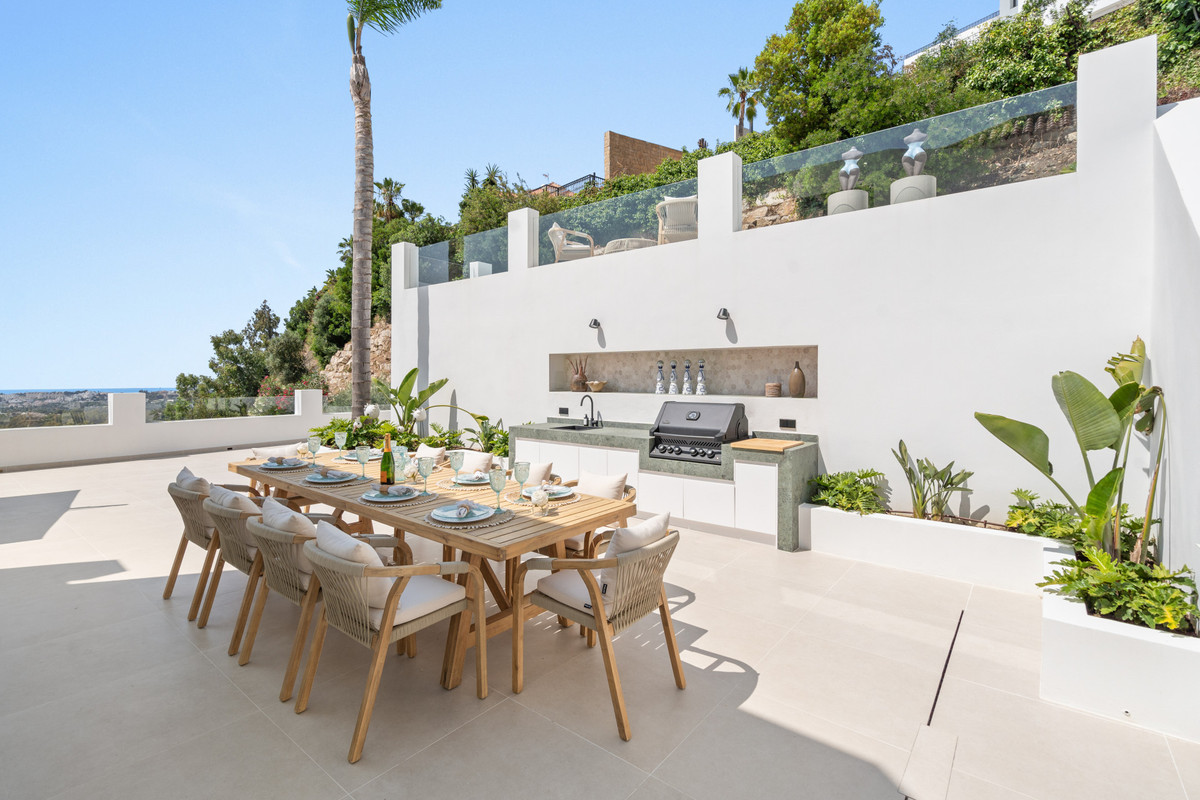 Huis te koop in Nueva Andalucía | 5 slaapkamers H5105161
