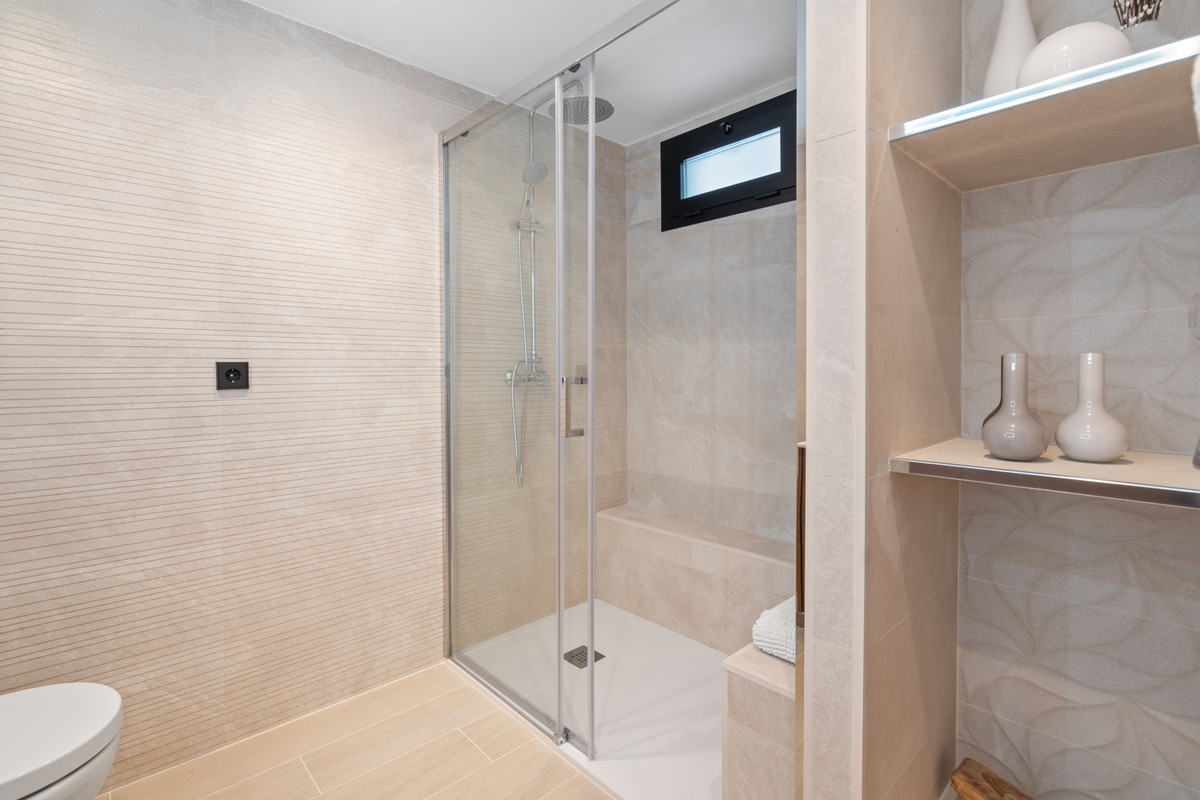 Huis te koop in Nueva Andalucía | 5 slaapkamers H5105161