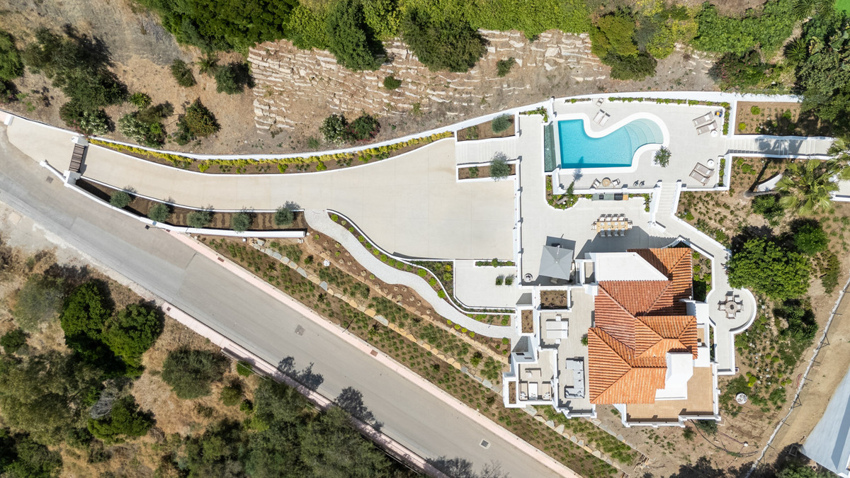 Huis te koop in Nueva Andalucía | 5 slaapkamers H5105161