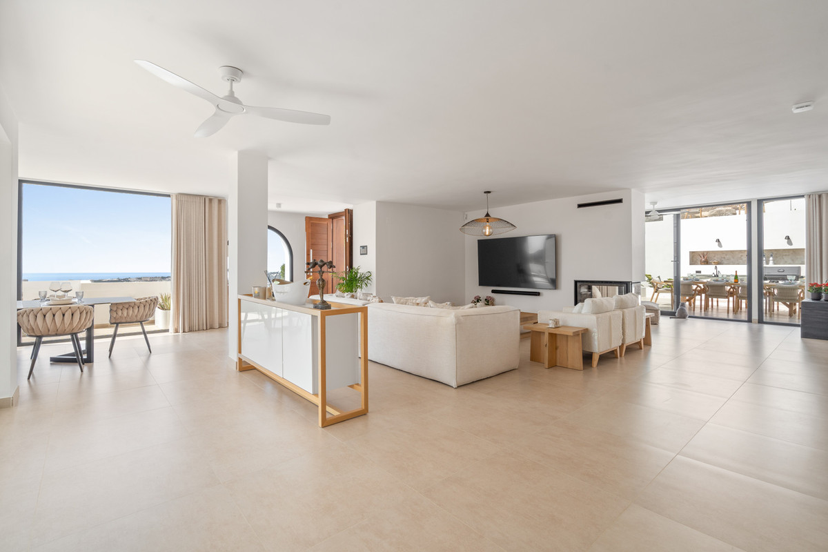 Huis te koop in Nueva Andalucía | 5 slaapkamers H5105161