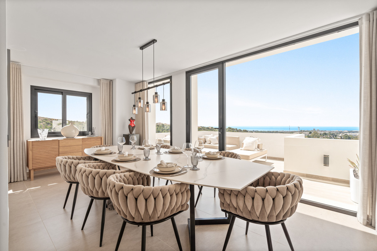 Huis te koop in Nueva Andalucía | 5 slaapkamers H5105161