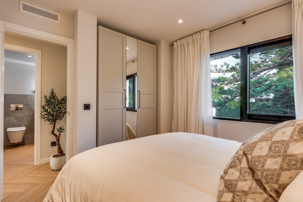 Huis te koop in Nueva Andalucía | 4 slaapkamers H5105251