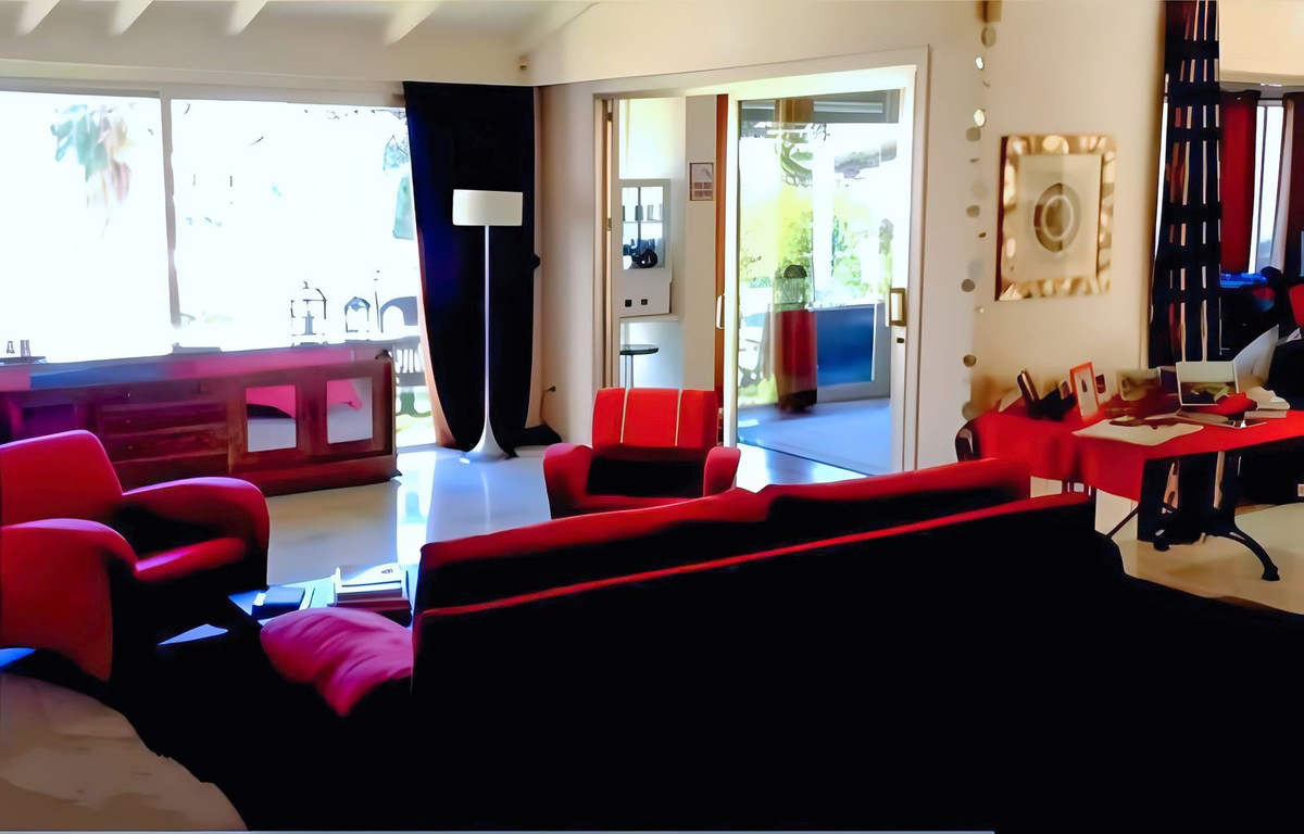 Huis te koop in Nueva Andalucía | 5 slaapkamers H5106826
