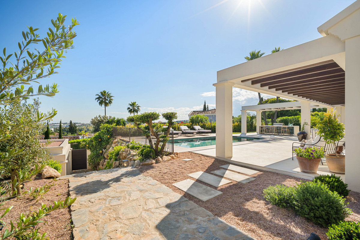 Huis te koop in Nueva Andalucía | 4 slaapkamers H5108221