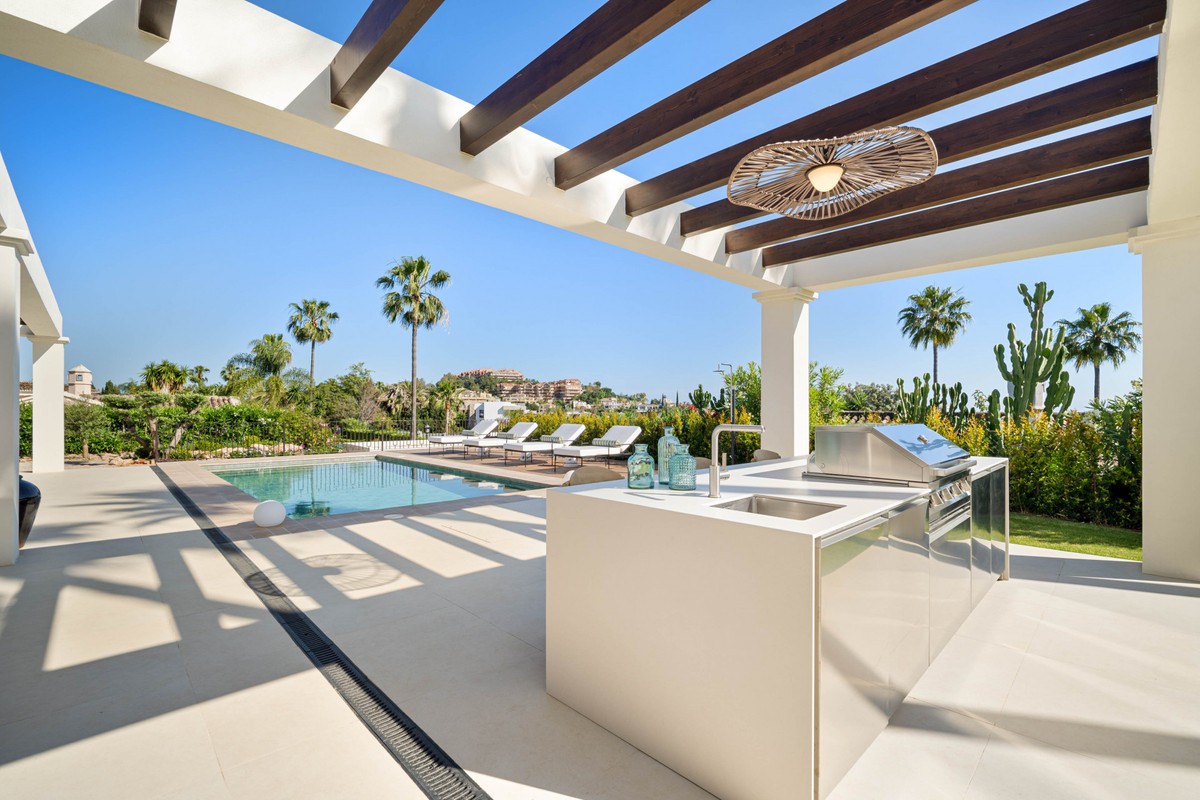 Huis te koop in Nueva Andalucía | 4 slaapkamers H5108221