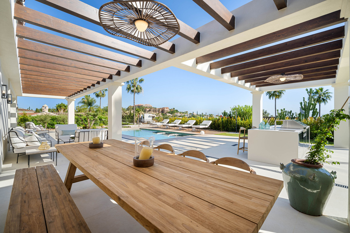Huis te koop in Nueva Andalucía | 4 slaapkamers H5108221