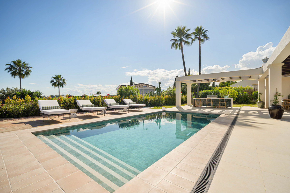 Huis te koop in Nueva Andalucía | 4 slaapkamers H5108221