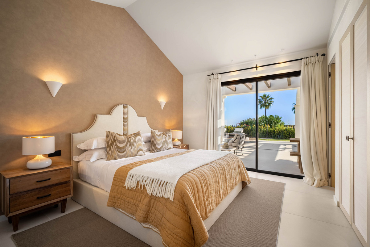 Huis te koop in Nueva Andalucía | 4 slaapkamers H5108221