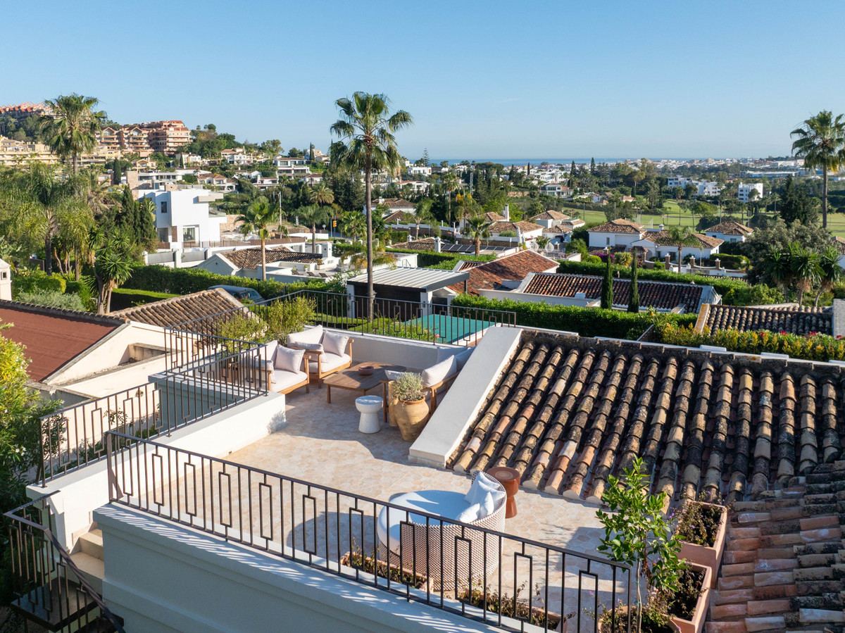 Huis te koop in Nueva Andalucía | 4 slaapkamers H5108221