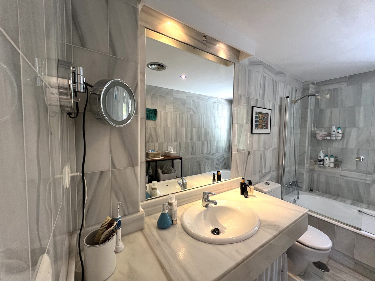Huis te koop in Nueva Andalucía | 4 slaapkamers H5109850