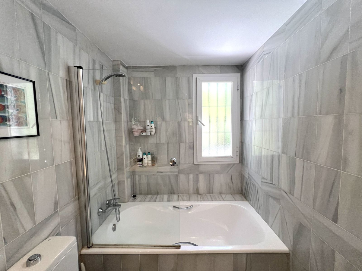 Huis te koop in Nueva Andalucía | 4 slaapkamers H5109850