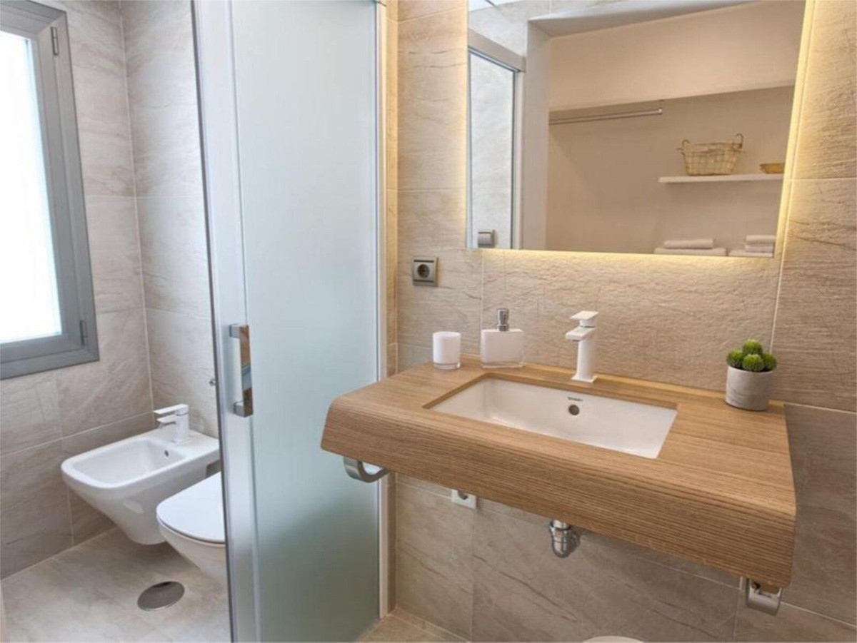 Huis te koop in Nueva Andalucía | 4 slaapkamers H5121433