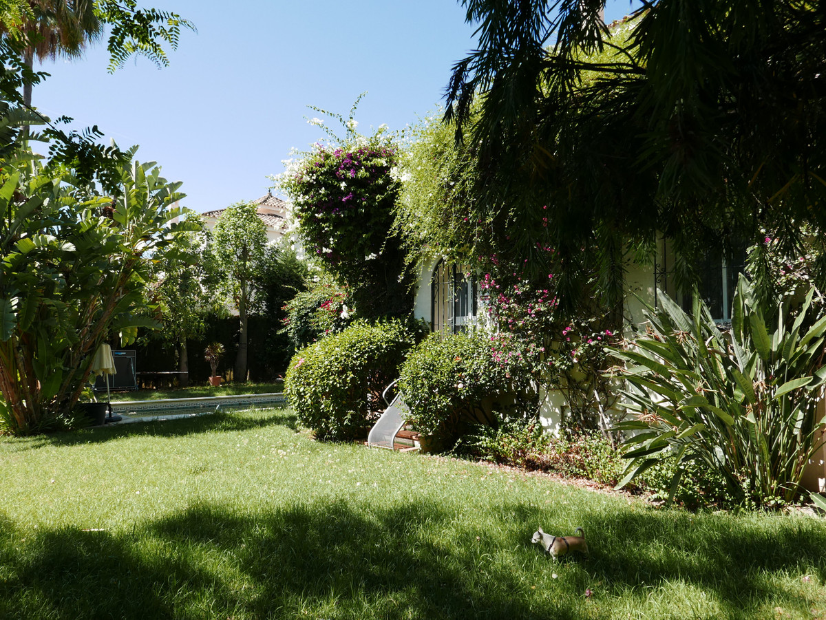 Huis te koop in Nueva Andalucía | 4 slaapkamers H5122258