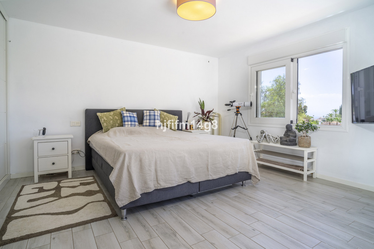 Huis te koop in Nueva Andalucía | 4 slaapkamers H5123296