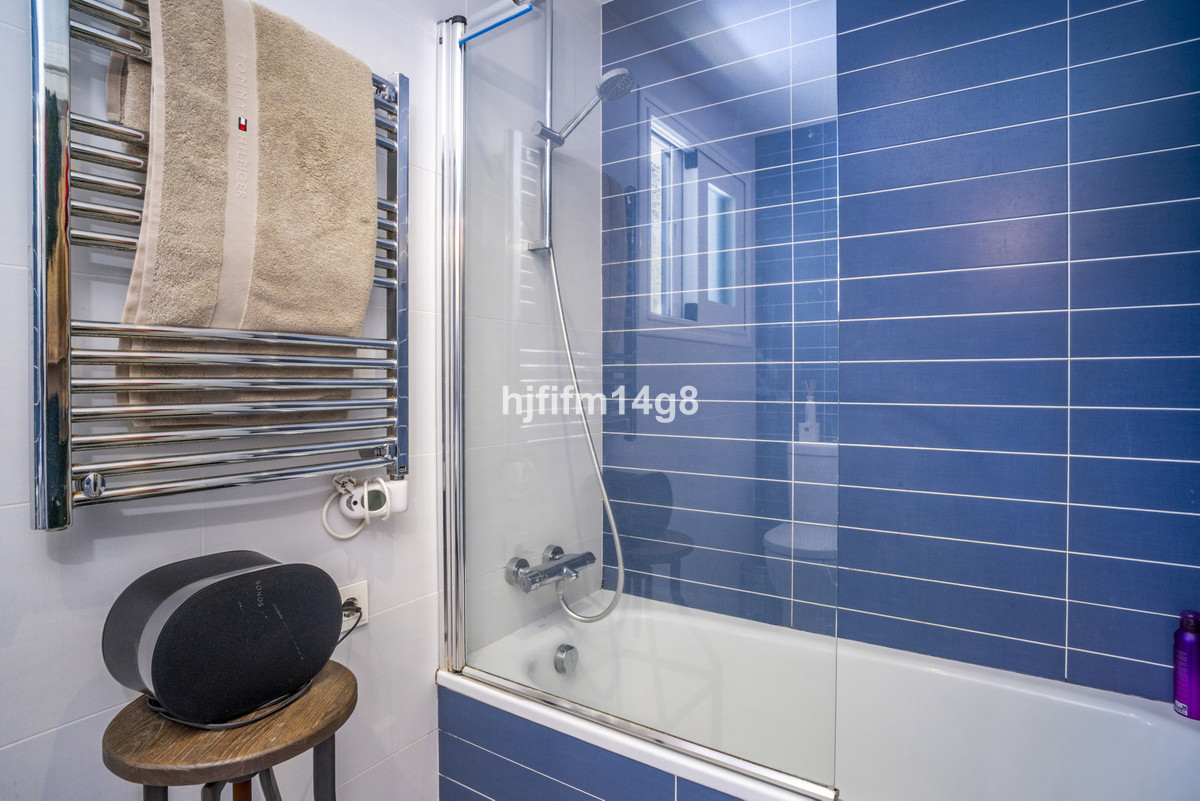 Huis te koop in Nueva Andalucía | 4 slaapkamers H5123296