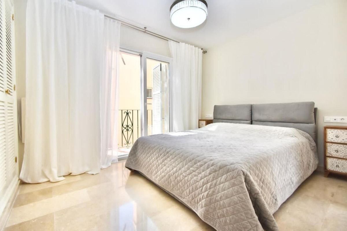 Huis te koop in Nueva Andalucía | 4 slaapkamers H5123890